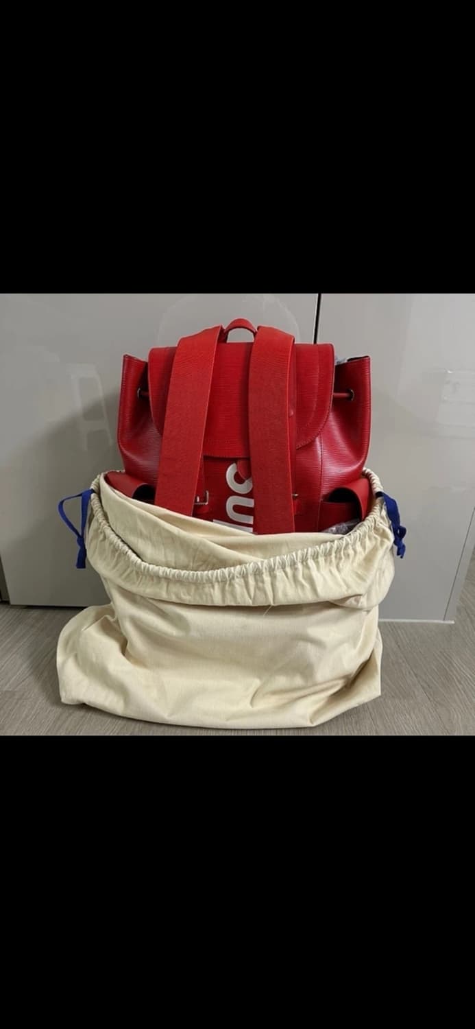 루이비통 슈프림 크리스토퍼 PM백팩레드 새상품 상품이미지1