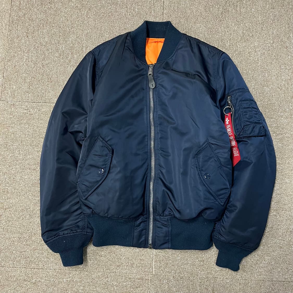  알파인더스트리 ma-1 항공자켓 상품이미지2