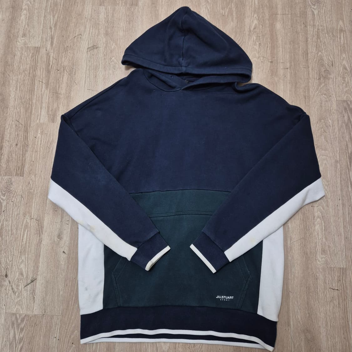 질스튜어트 스포츠 빅로고 후드티 상품이미지1