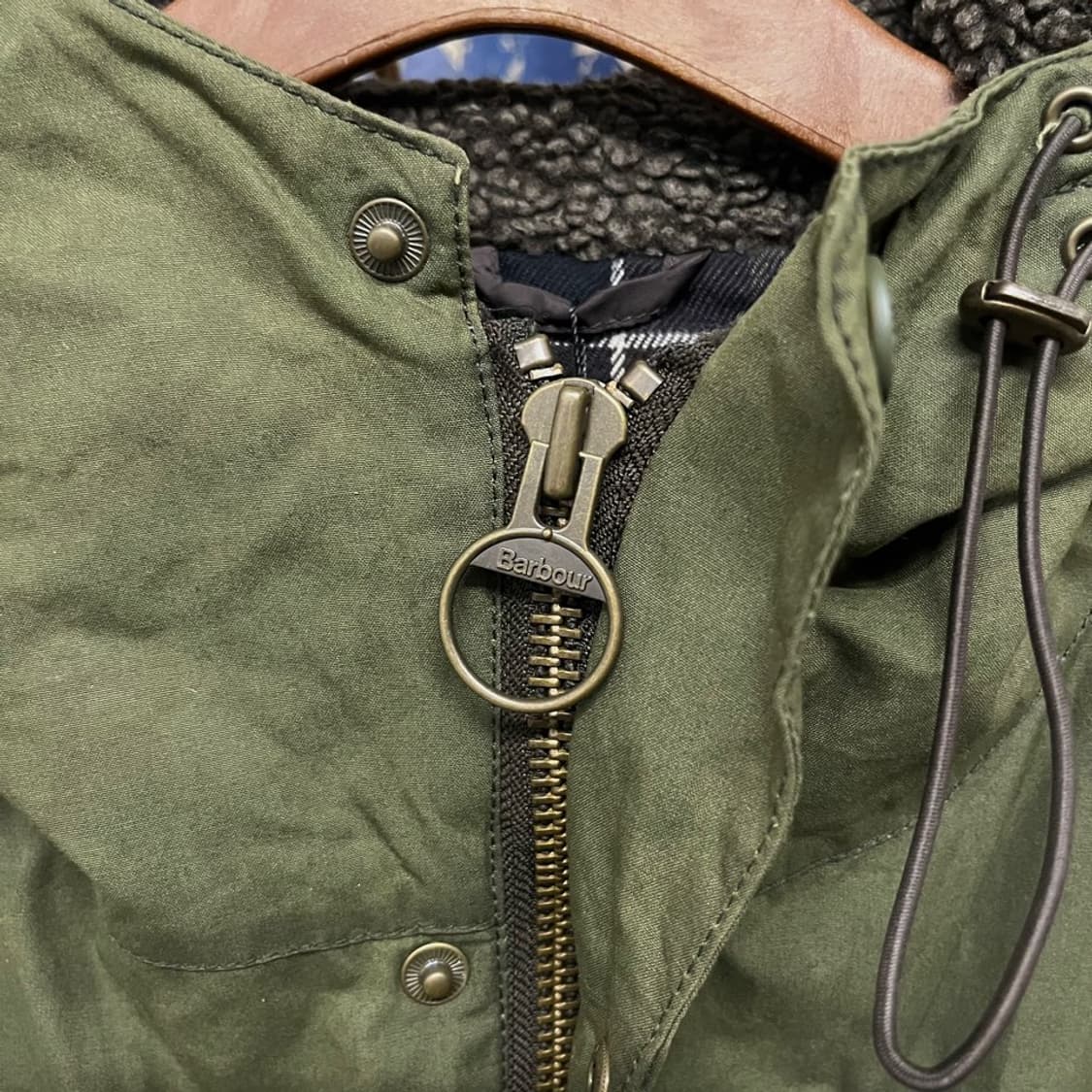 바버 쉐르파 라이닝 클래식 타탄 왁스 코튼 자켓 파카 N000 상품이미지5