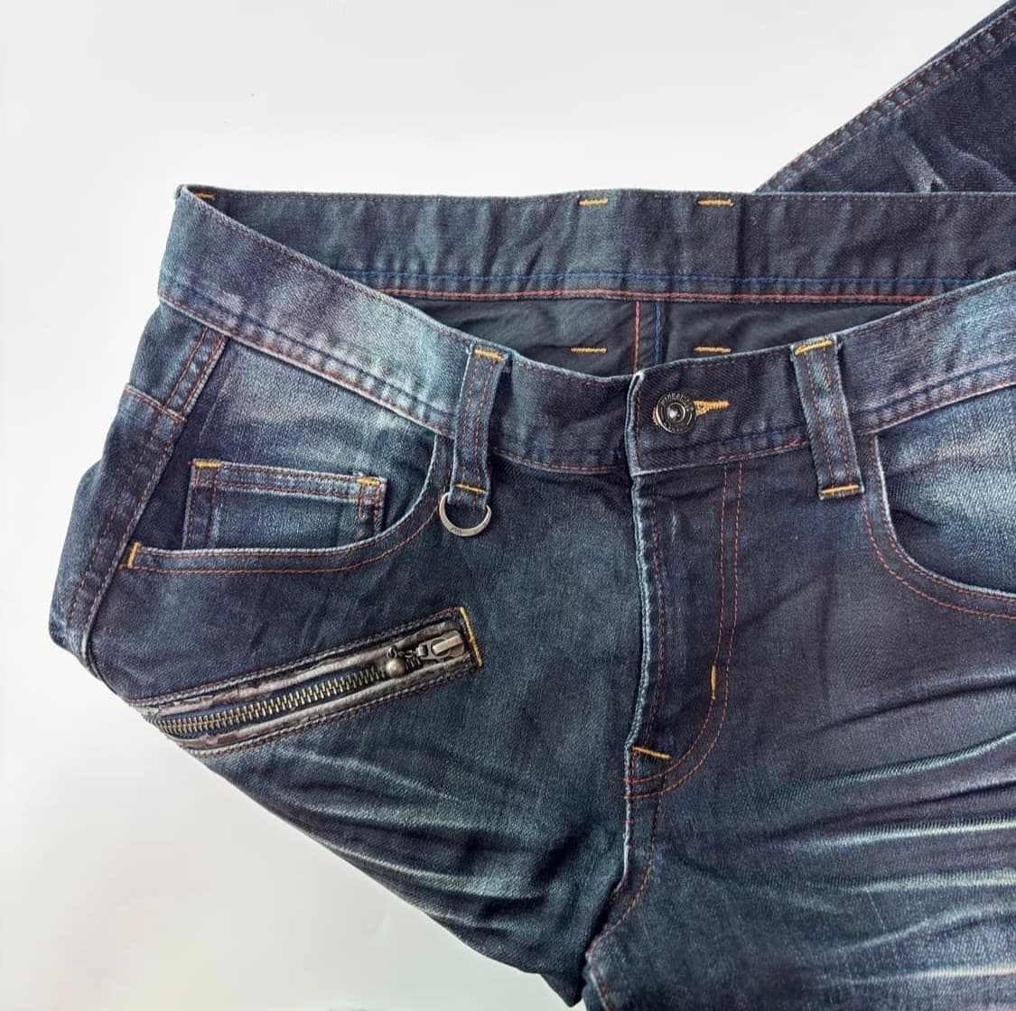 사이퍼 테크니컬 지퍼 & 체인 샌드 워싱 다크블 11 루 데님 상품이미지7