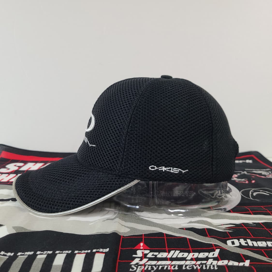 오클리 빈티지 블랙 자수 로고 메쉬 캡 모자 볼캡 상품이미지3