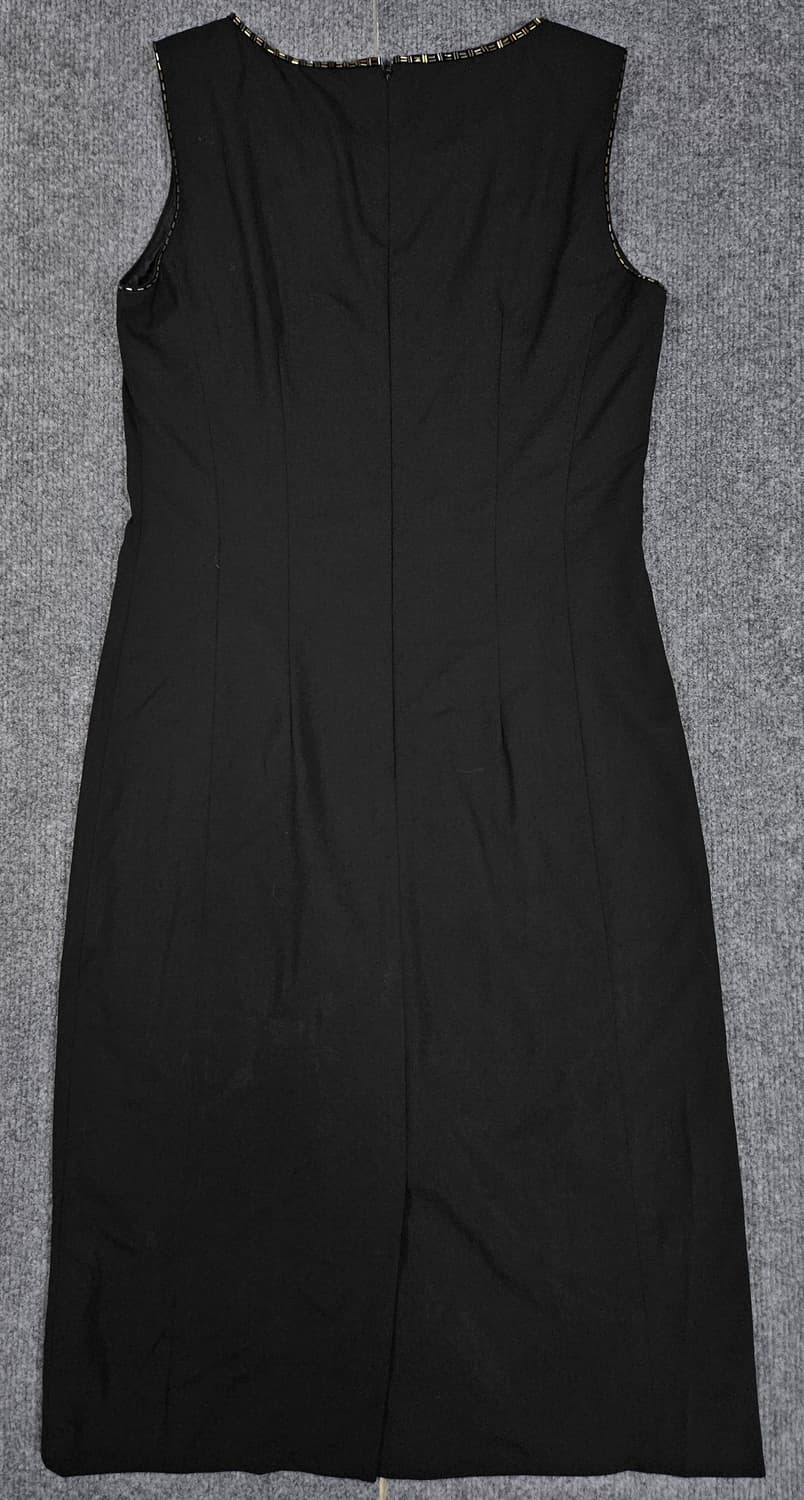 MINE 블랙 민소매 미디원피스 급처 상품이미지2