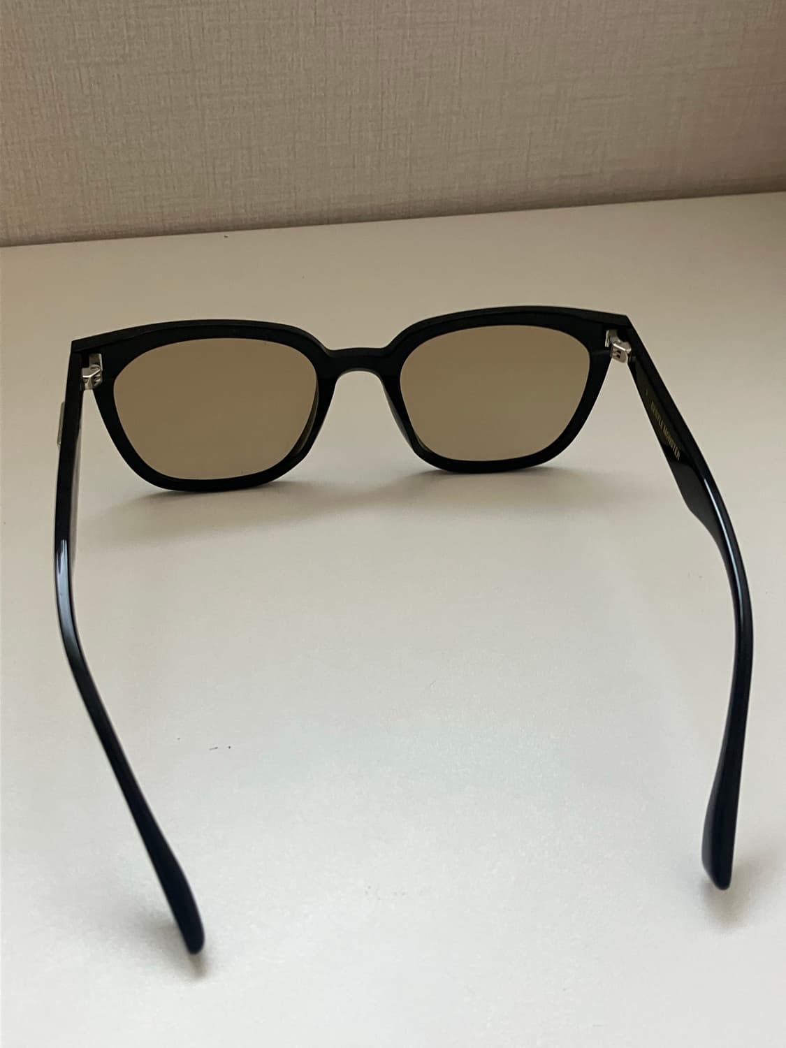 젠틀몬스터 lilit 01 상품이미지3