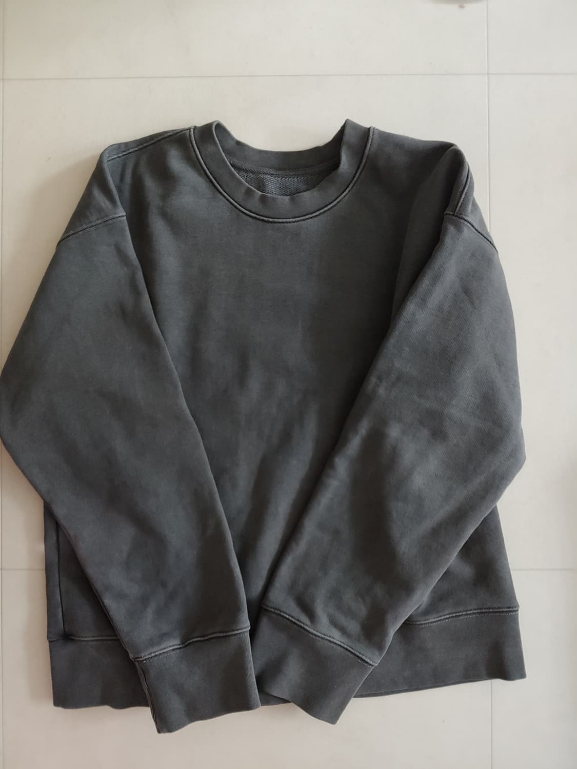 어텐션로우 피그먼트 리버시블 헤비 맨투맨 상태좋음 0사이즈 상품이미지2