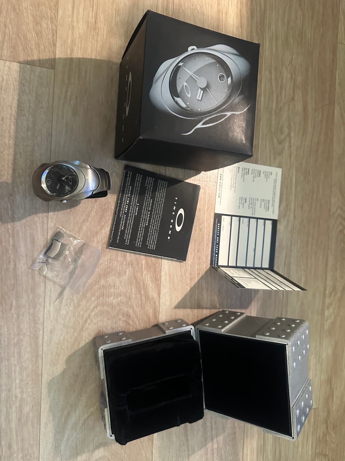 오클리 타임 밤(Time Bomb) 티타늄 - 풀박스/배터리교체완료 상품이미지3