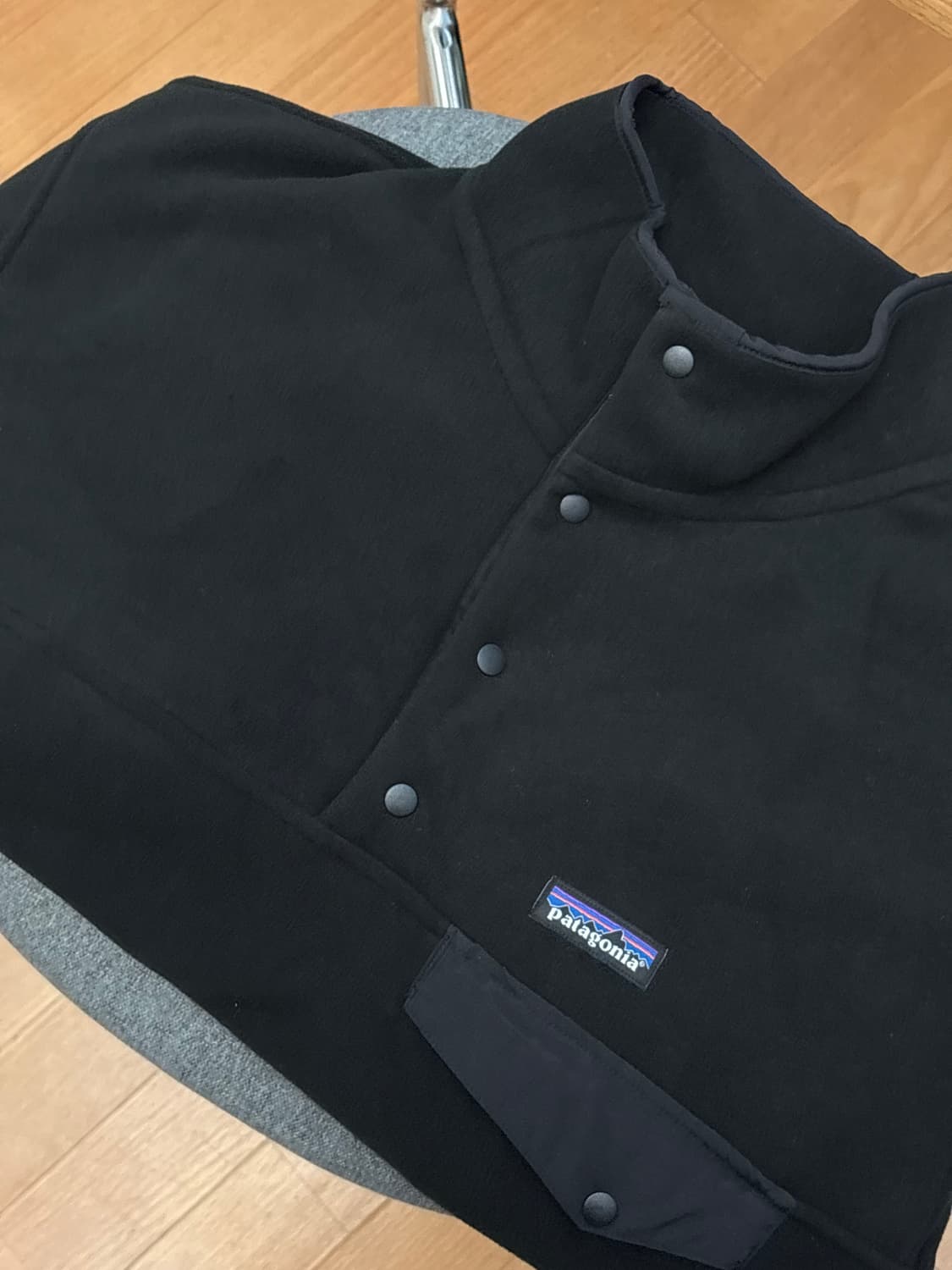 파타고니아 신칠라 L 블랙 새상품 상품이미지1