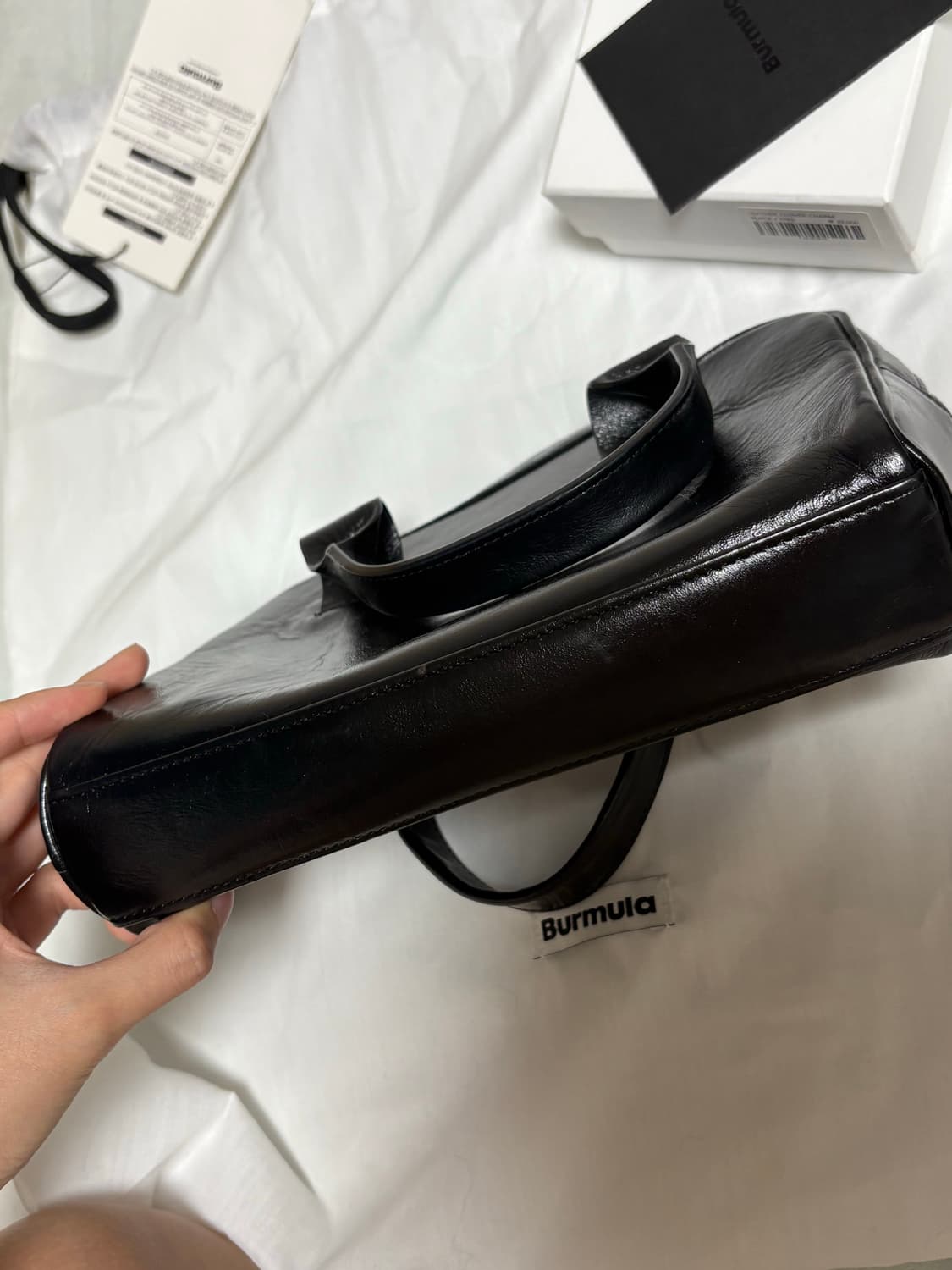 버뮬라 소가죽 토트백  (키링 포함) 상품이미지4