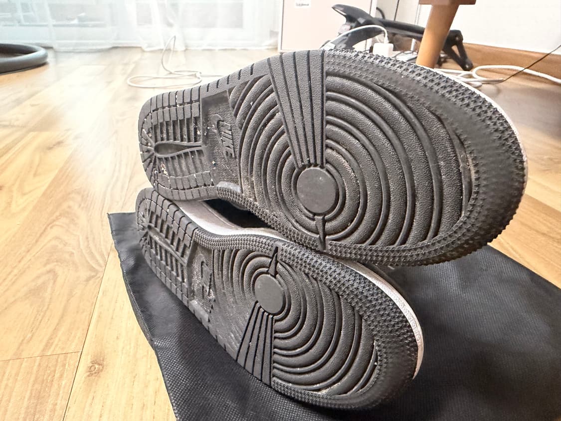 나이키 에어조던1 미드 화이트 쉐도우 상품이미지6