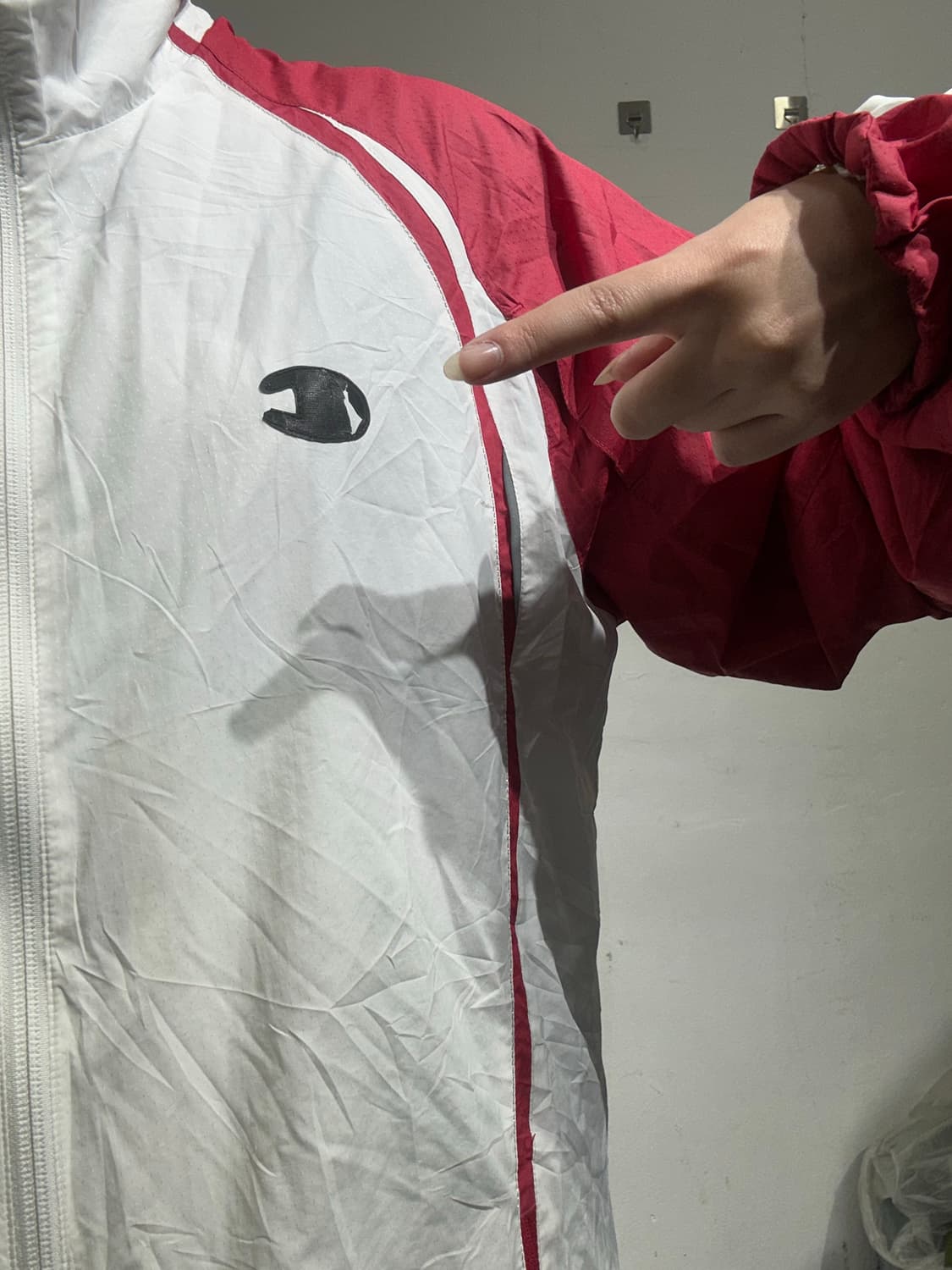 챔피온 화이트 레드 사이드 라인 오버핏 바람막이 자켓 L 상품이미지4