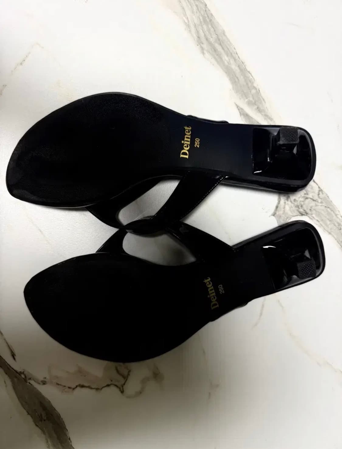 다이닛 ENAMEL FLIP FLOP IN BLACK 상품이미지5