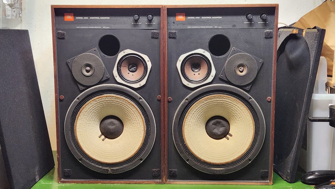 JBL 4312 스피커 상품이미지1