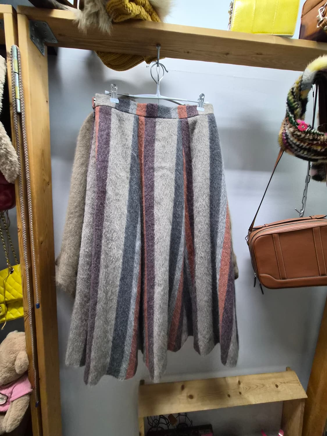 데코 포근울 케이프 가디건. 레니본 모헤어울 스커트 상품이미지7