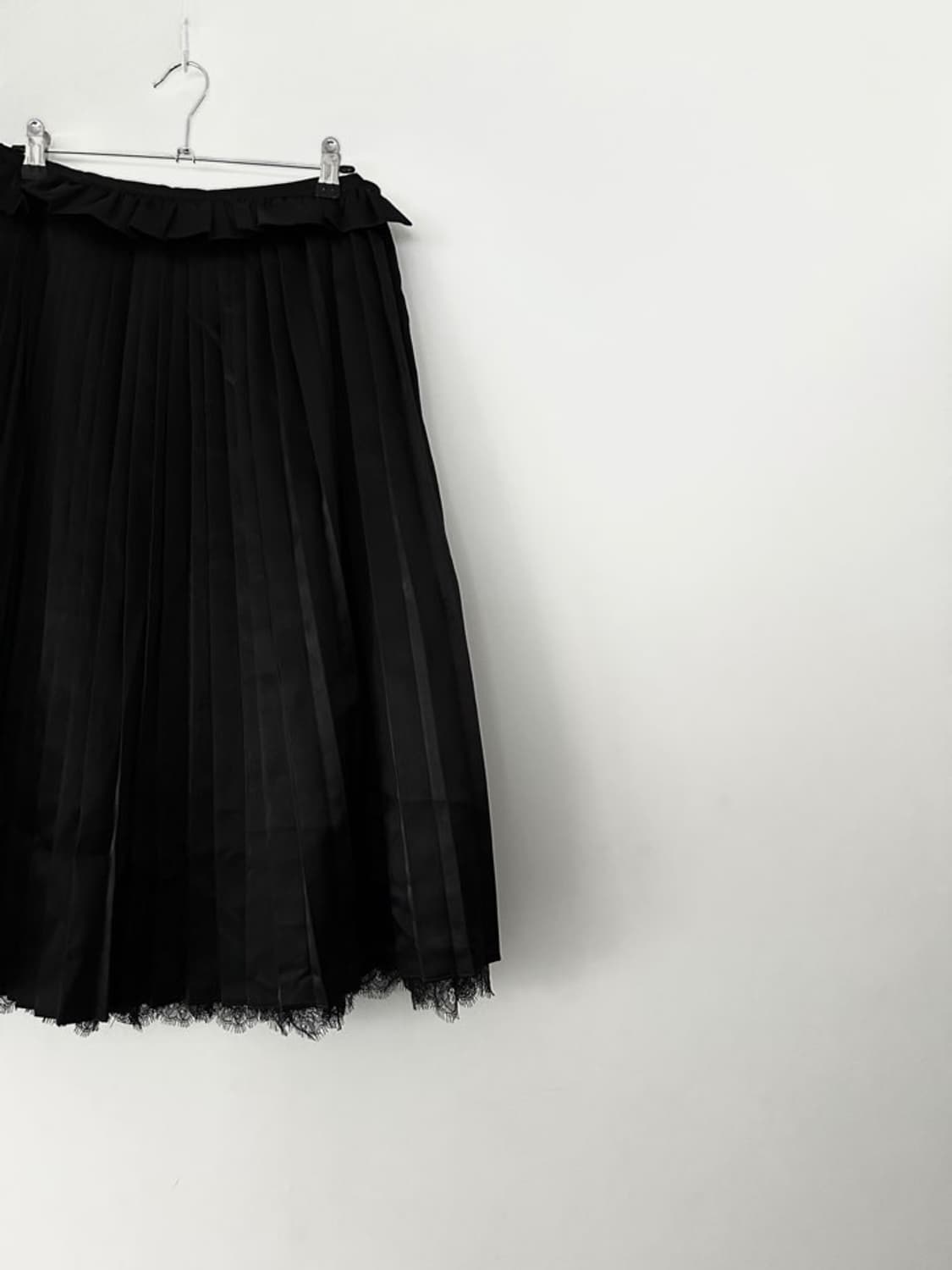 West wave long pleats skirt / black 상품이미지5