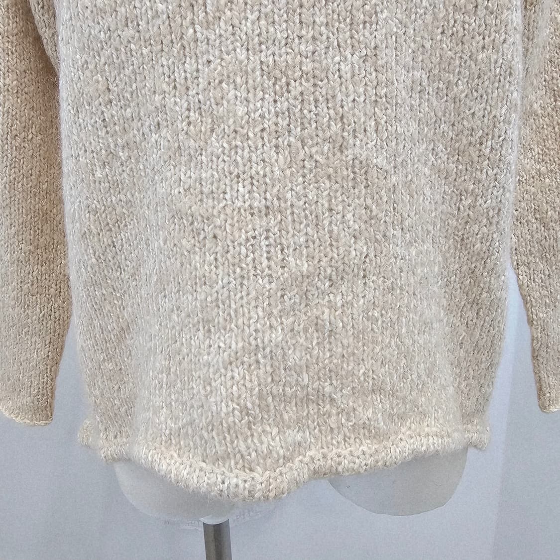 모헤어 울혼방 루즈핏 베이지 보카시 니트  상품이미지4