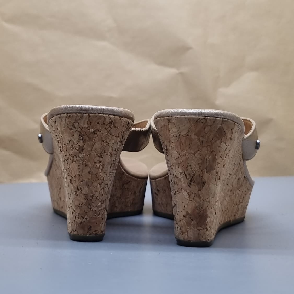 UGG 어그 여성 웨지슬리퍼220. 굽7.5 상품이미지4