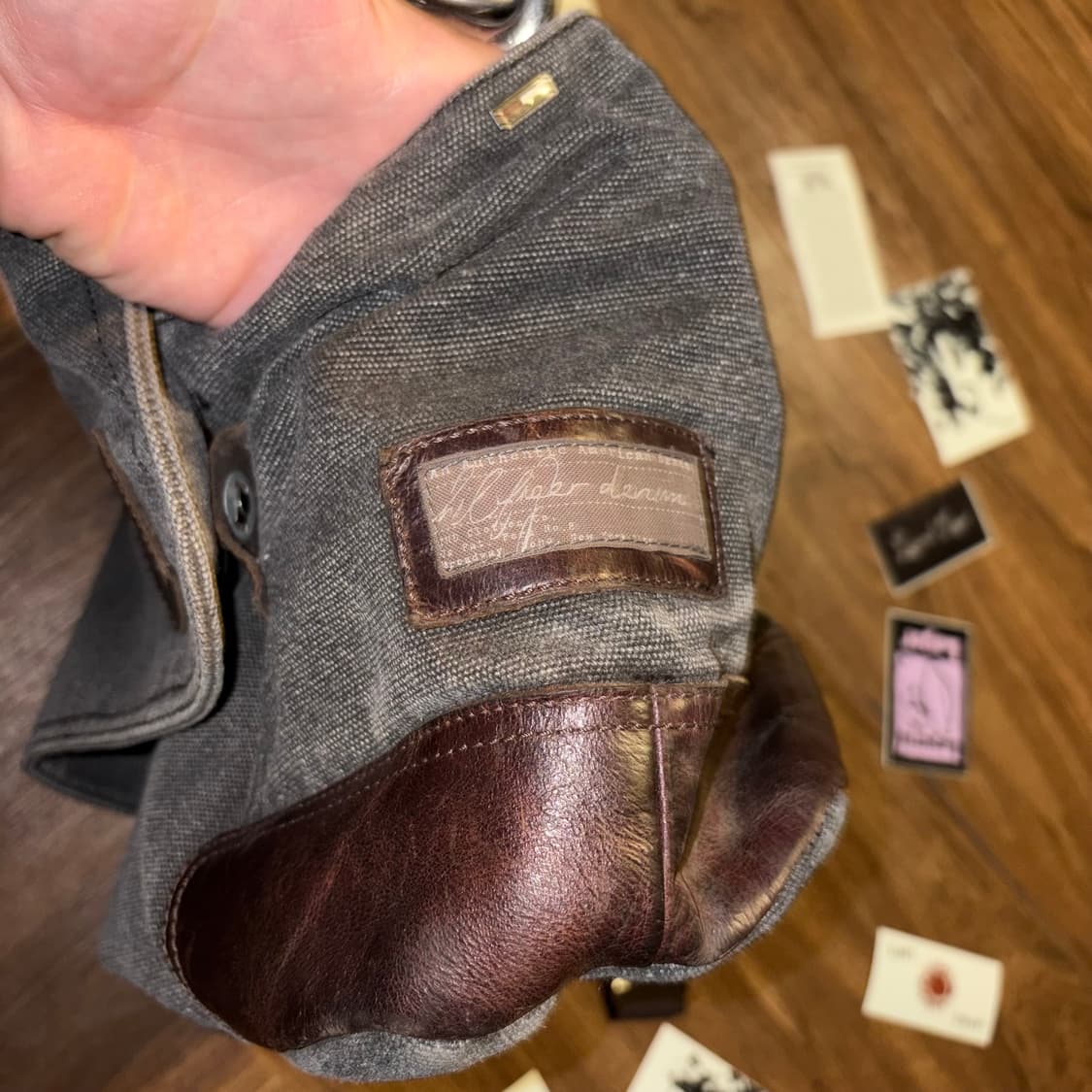 Tomy hilfiger denim messenger bag 상품이미지4