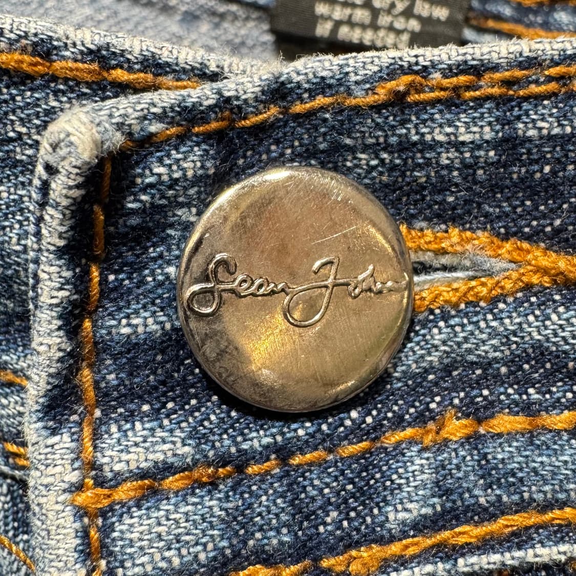 션존 포켓 자수 데님 팬츠

 상품이미지4