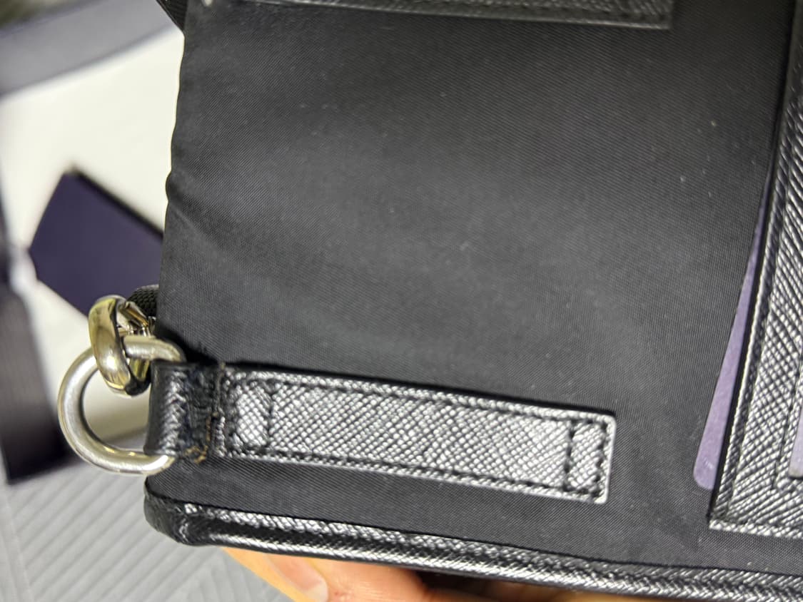 프라다 리나일론 크로스백 상품이미지4