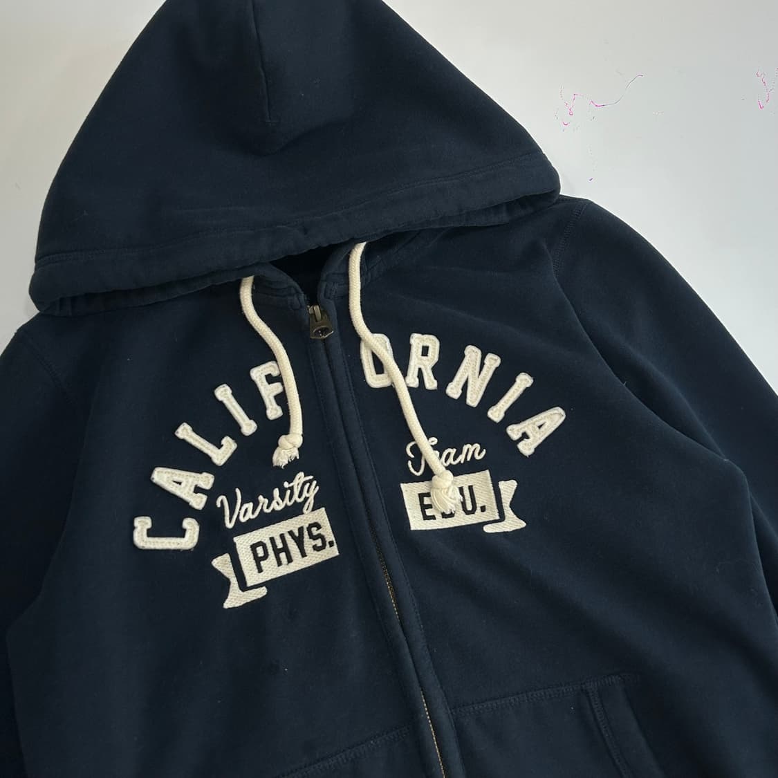 Who.A.U 후아유 스펠아웃로고 네이비 후드집업 상품이미지4