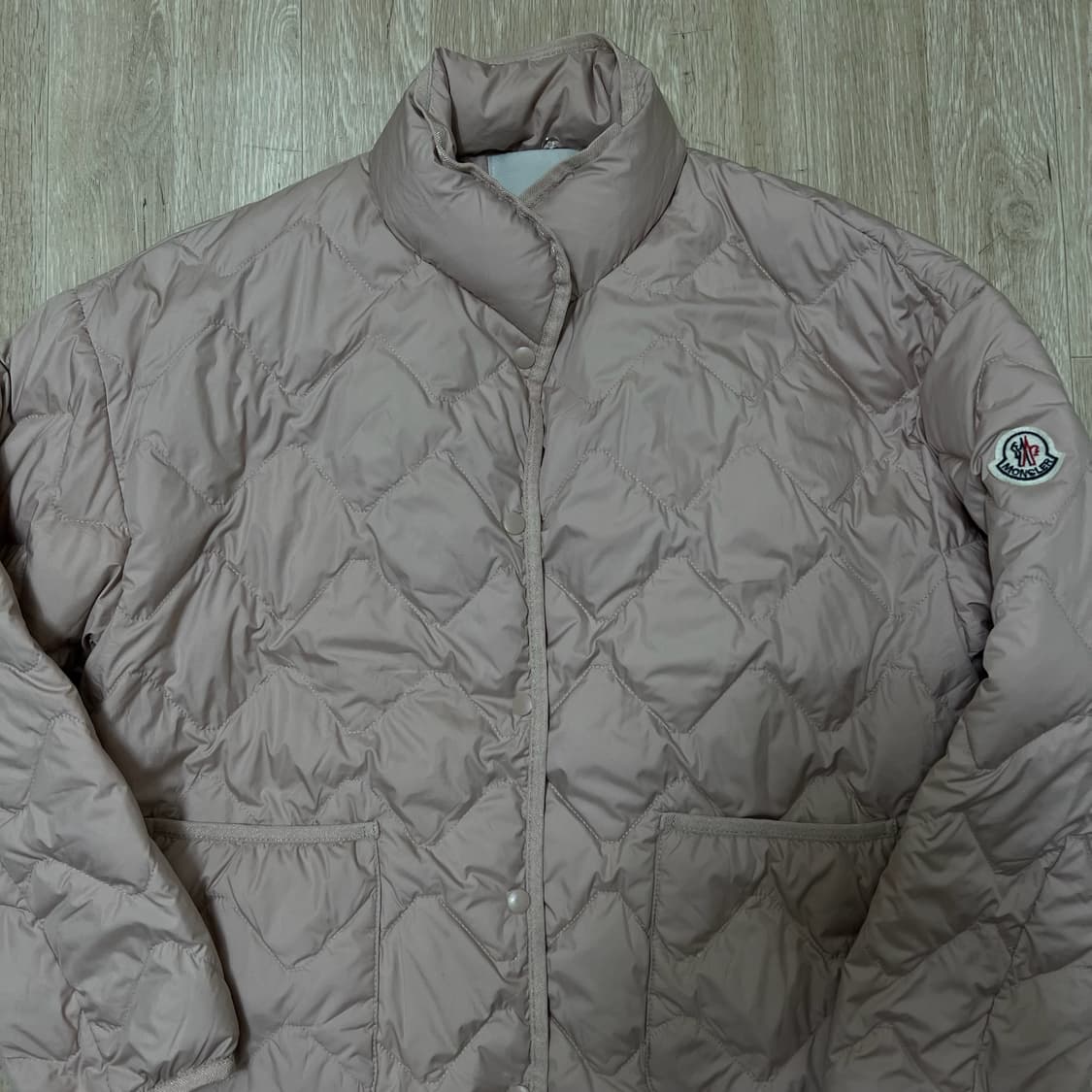 몽클레어 여성 와펜 퀼티드 패딩 점퍼 L/100 상품이미지2