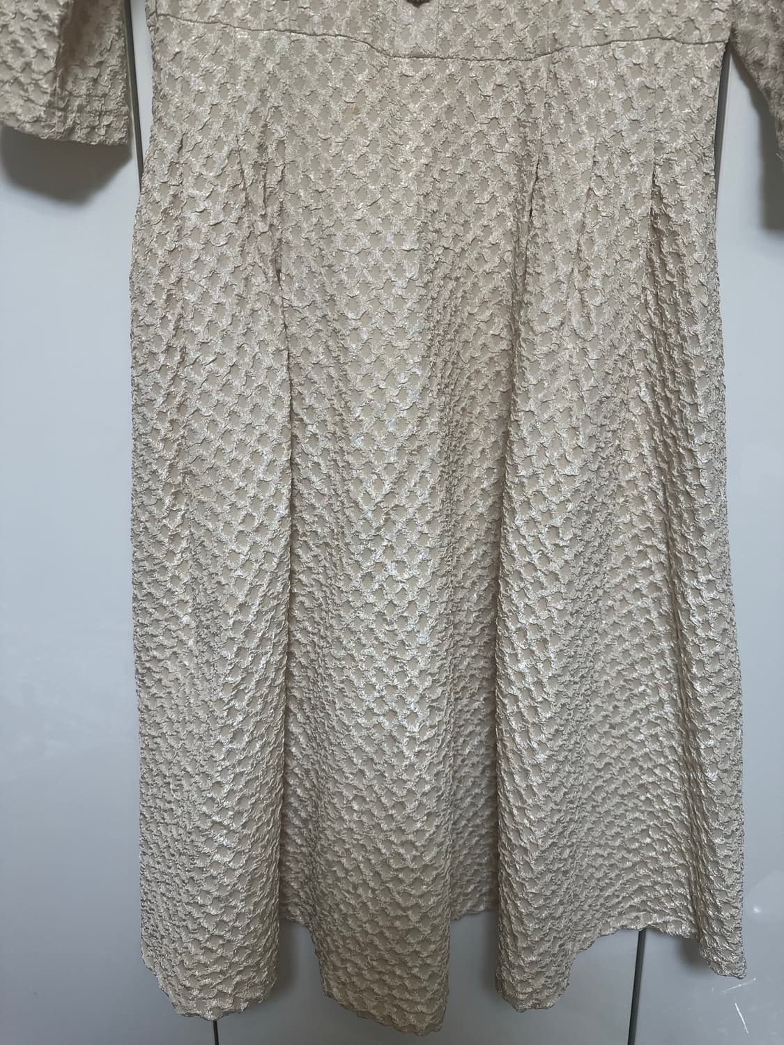 치크라인아이보리 진주 버튼 플레어 고퀄원피스 상품이미지2