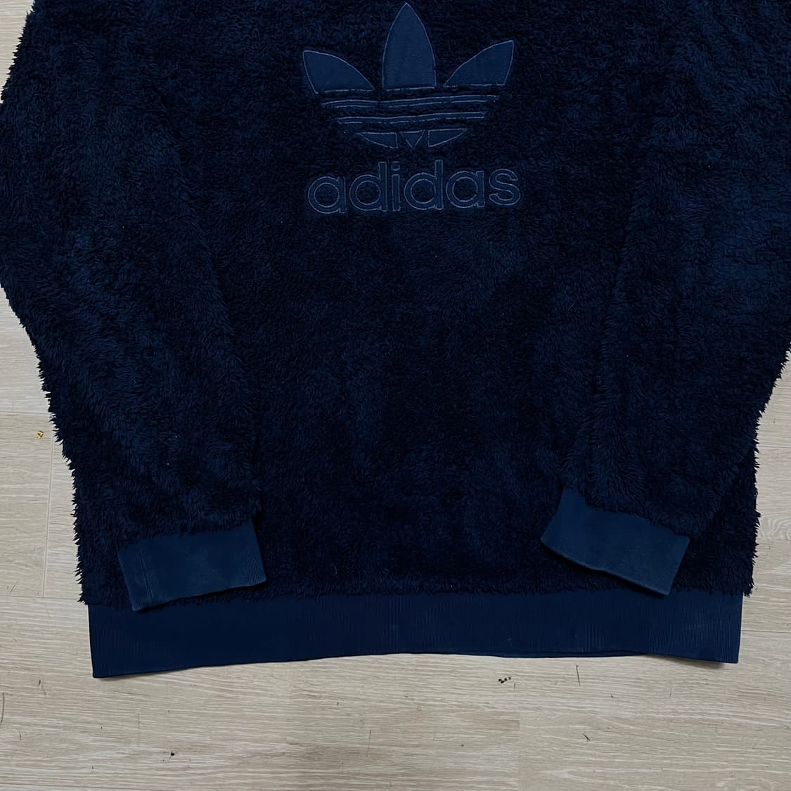 아디다스 트레포일 빅로고 뽀글이 후리스 후드티 [네이비] L/100 상품이미지3