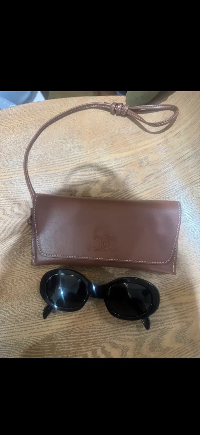 셀린느 블랙 선글라스 케이스 상품이미지1