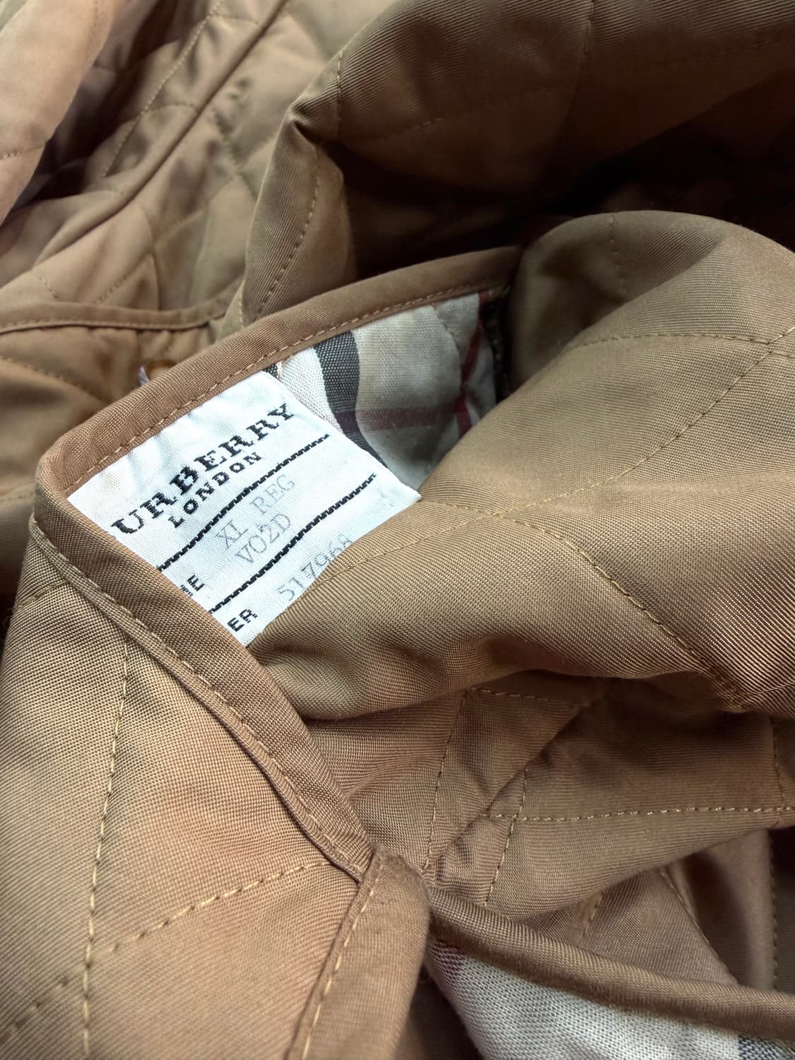 XL/ 버버리 런던 퀄팅 경량 패딩자켓 상품이미지8