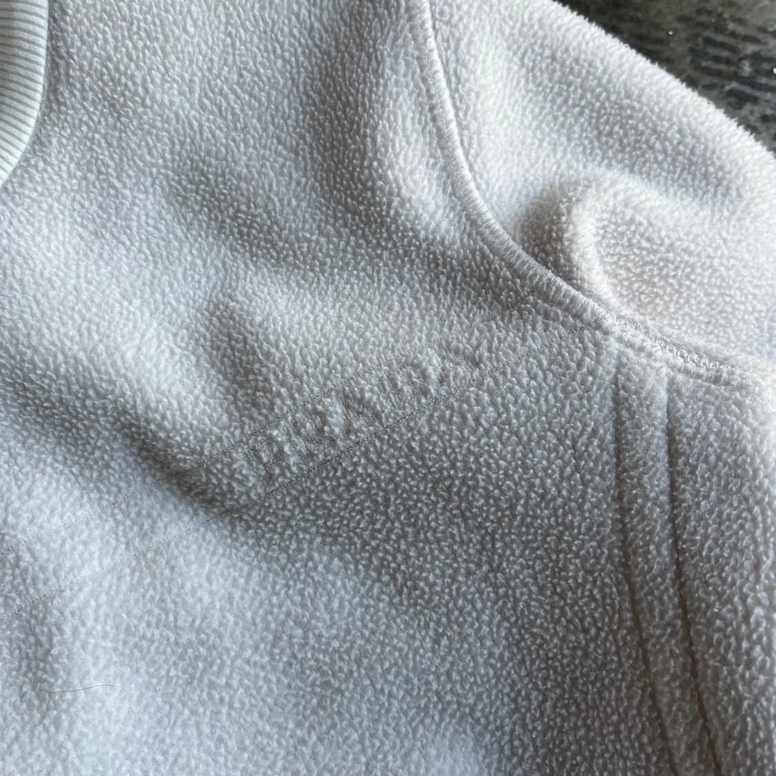 프라다 레드라인 화이트 플리스 자켓 상품이미지2