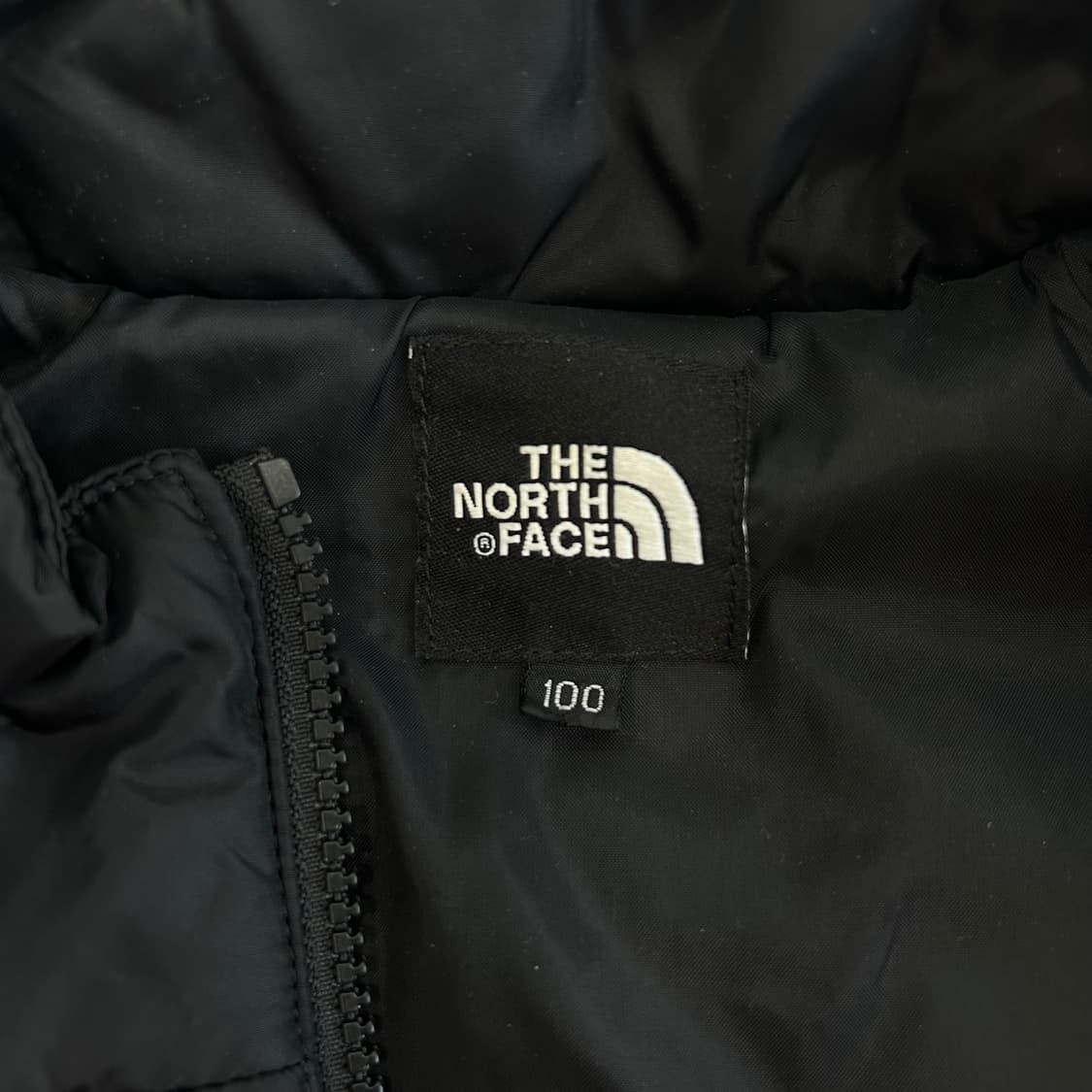 The north face 노스페이스 블랙 누빔 경량 패딩 상품이미지6