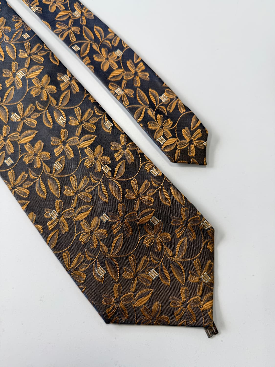 닥스(Daks) 실크 넥타이 9.5cm 상품이미지4