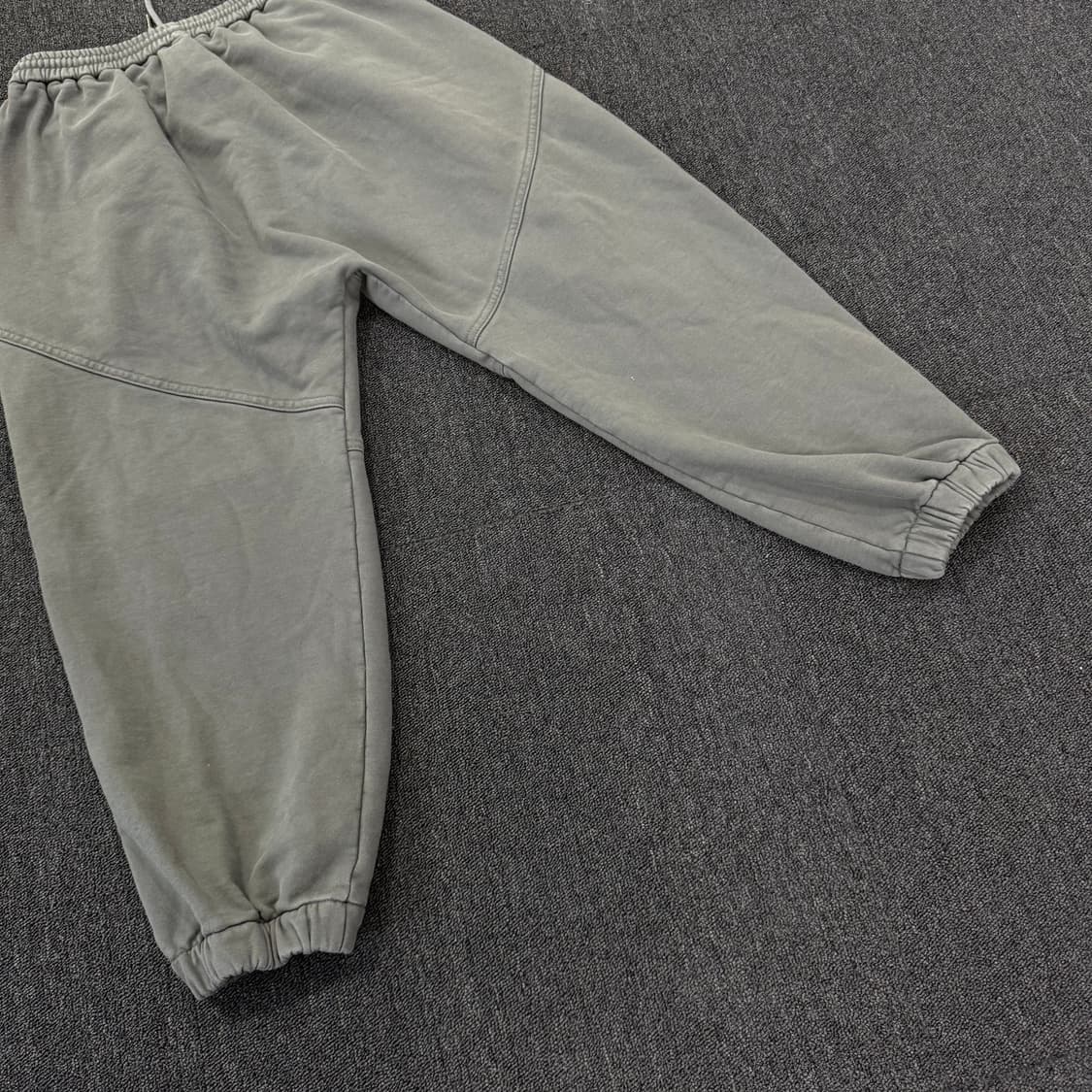 Juunj 준지 그레이 조거 팬츠  상품이미지7