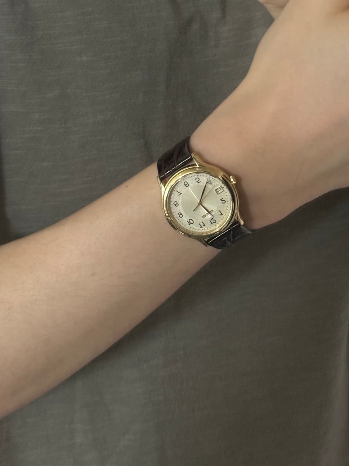 SEIKO 빈티지 쿼츠 시계 상품이미지4