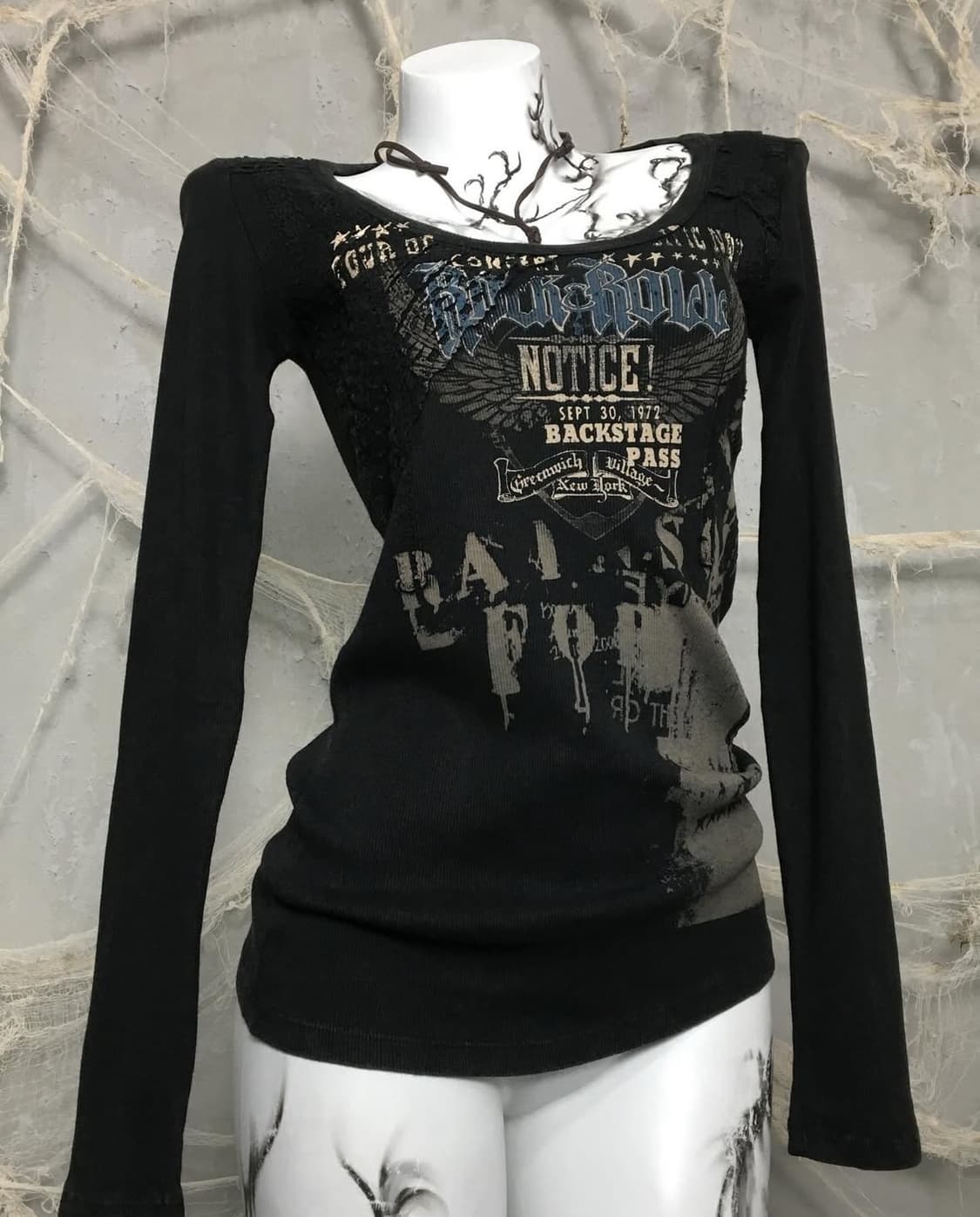 리버탈리아 그런지디테일 딱붙 롱슬리브 상품이미지4