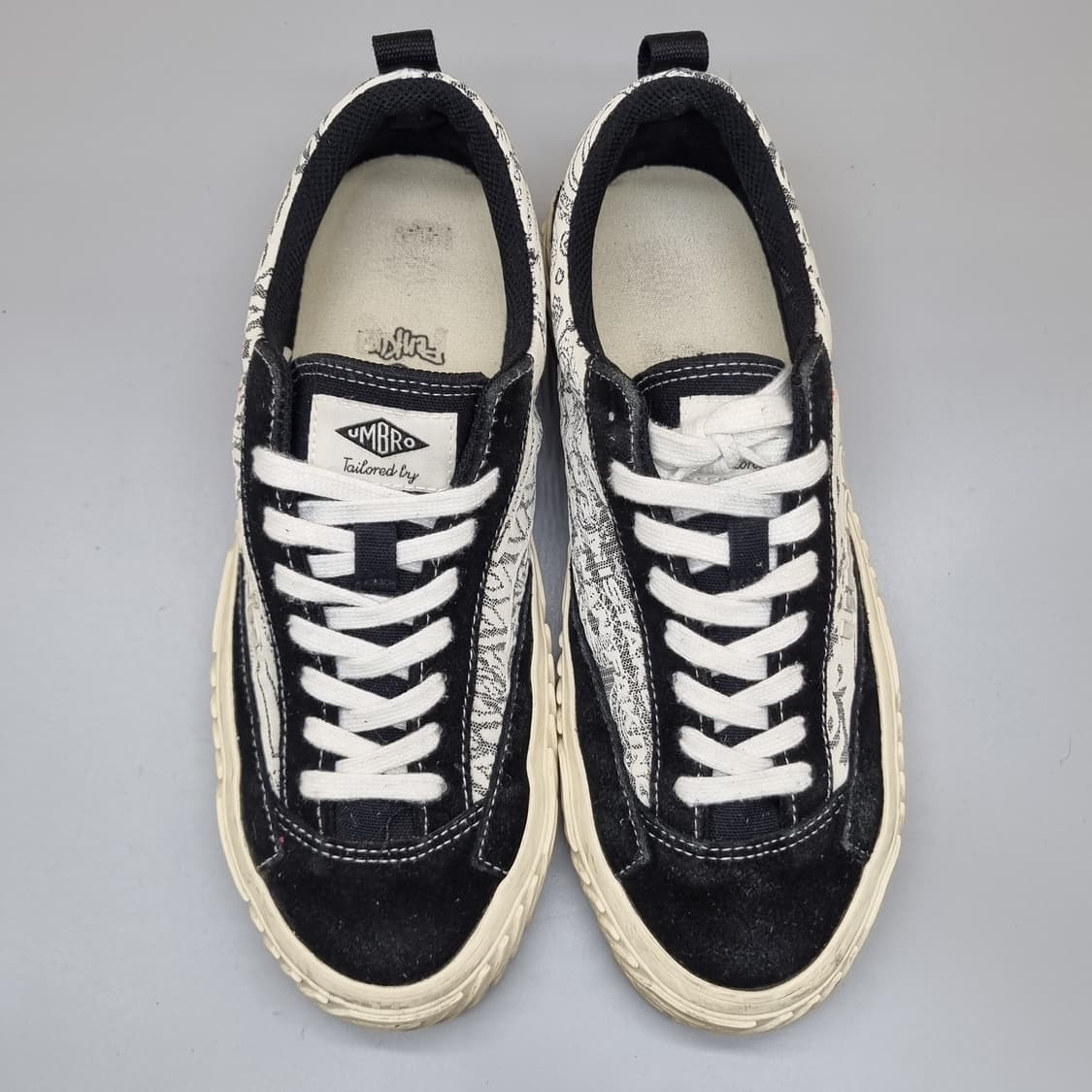 엄브로 팬킹 더비스타 스니커즈 250 상품이미지2