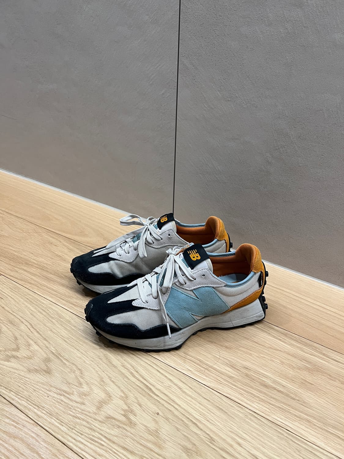 뉴발란스 327 멀티컬러 (260사이즈) 상품이미지1