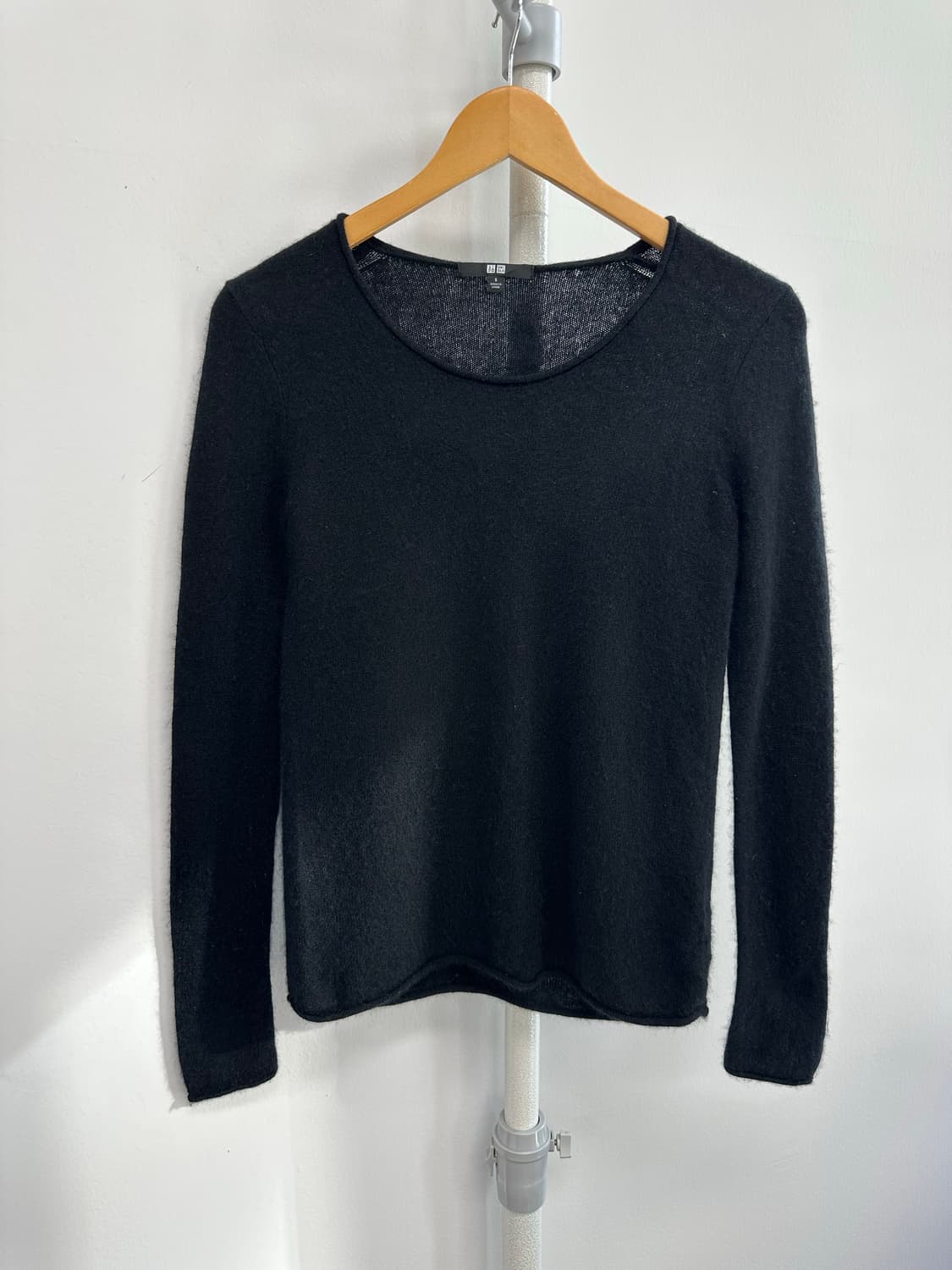 유니클로 캐시미어 100% 니트 상품이미지1