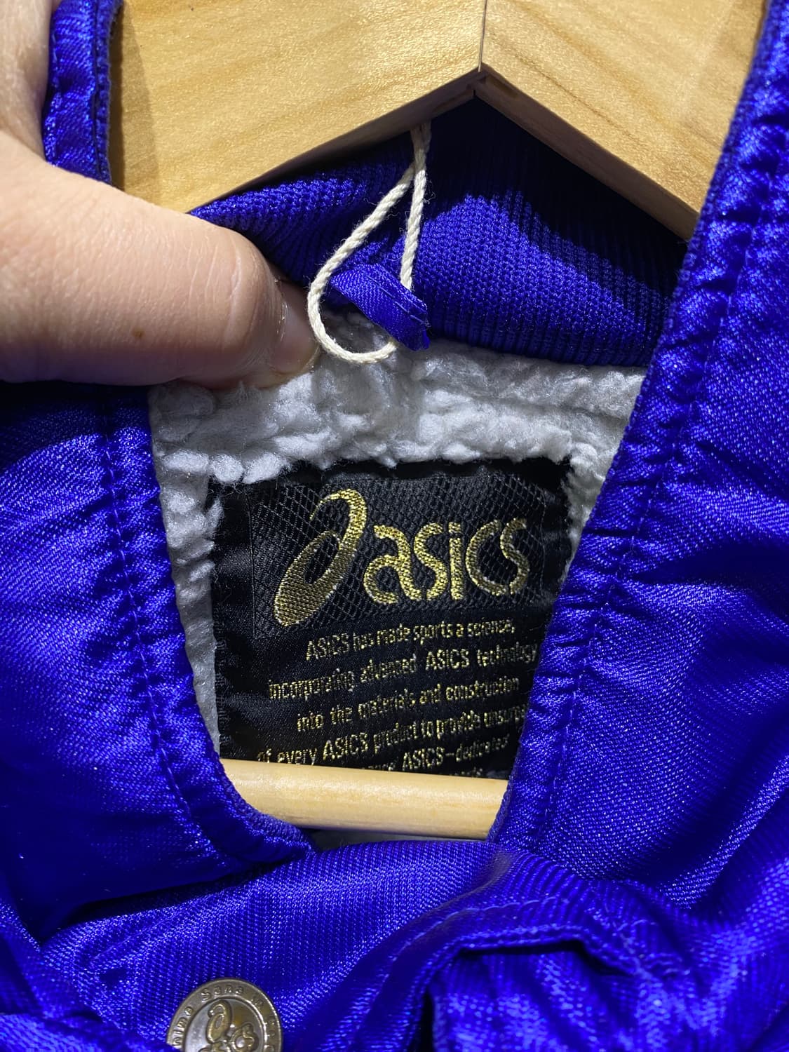 아식스 올드스쿨 돕바 점퍼 상품이미지3