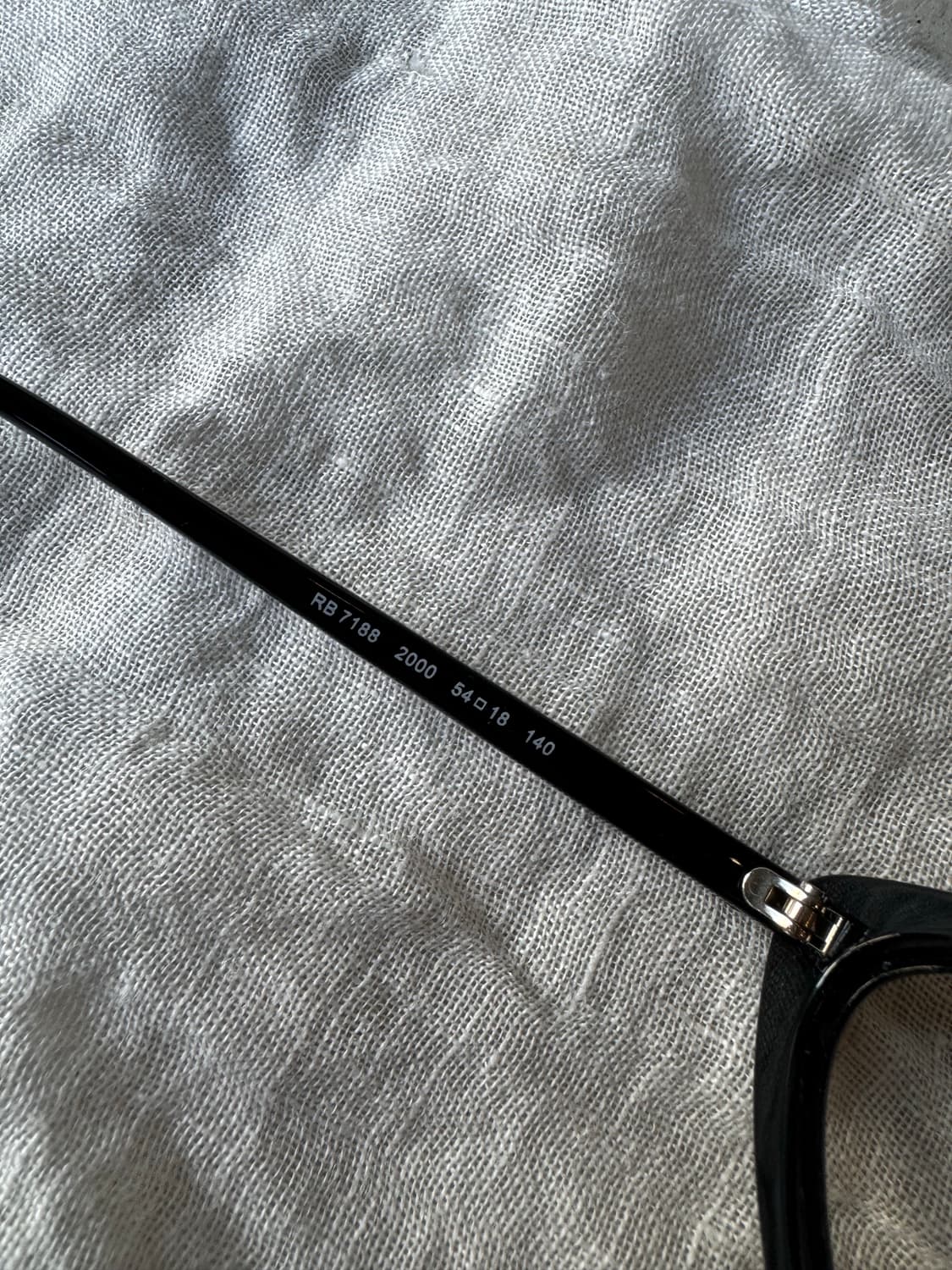 Ray-Ban 레이밴 RB7188 2000 (Cat-eye frame) 상품이미지5