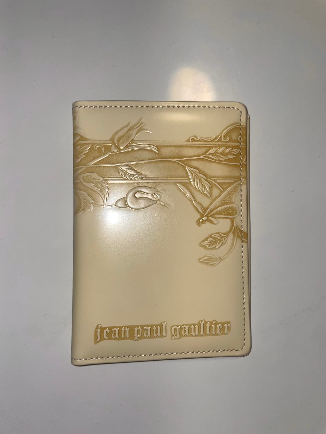 장폴고티에 뉴로즈 지갑 크림 상품이미지2