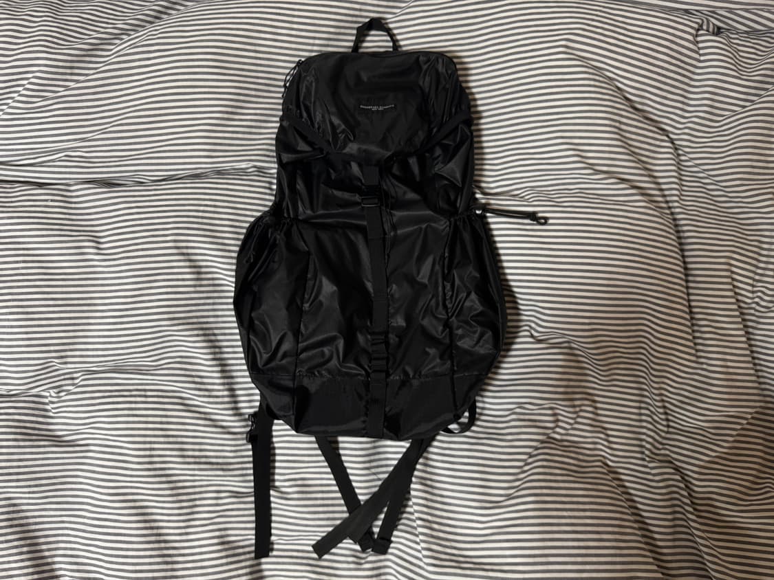 엔지니어드가먼츠 UL 백팩 상품이미지1