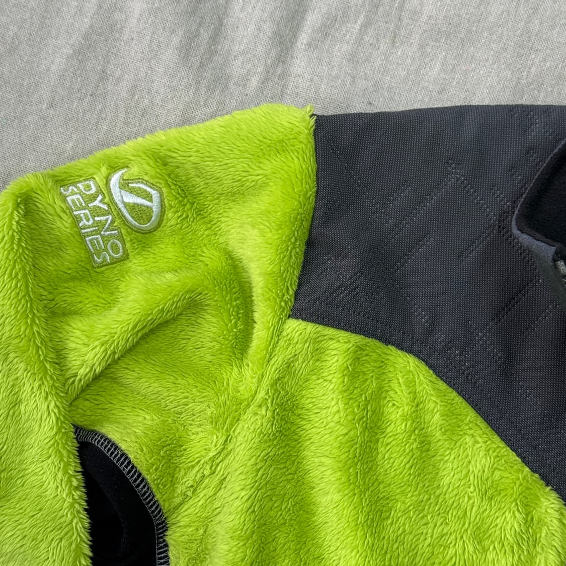 노스페이스 다이노시리즈 형광 배색 후리스 100 상품이미지3