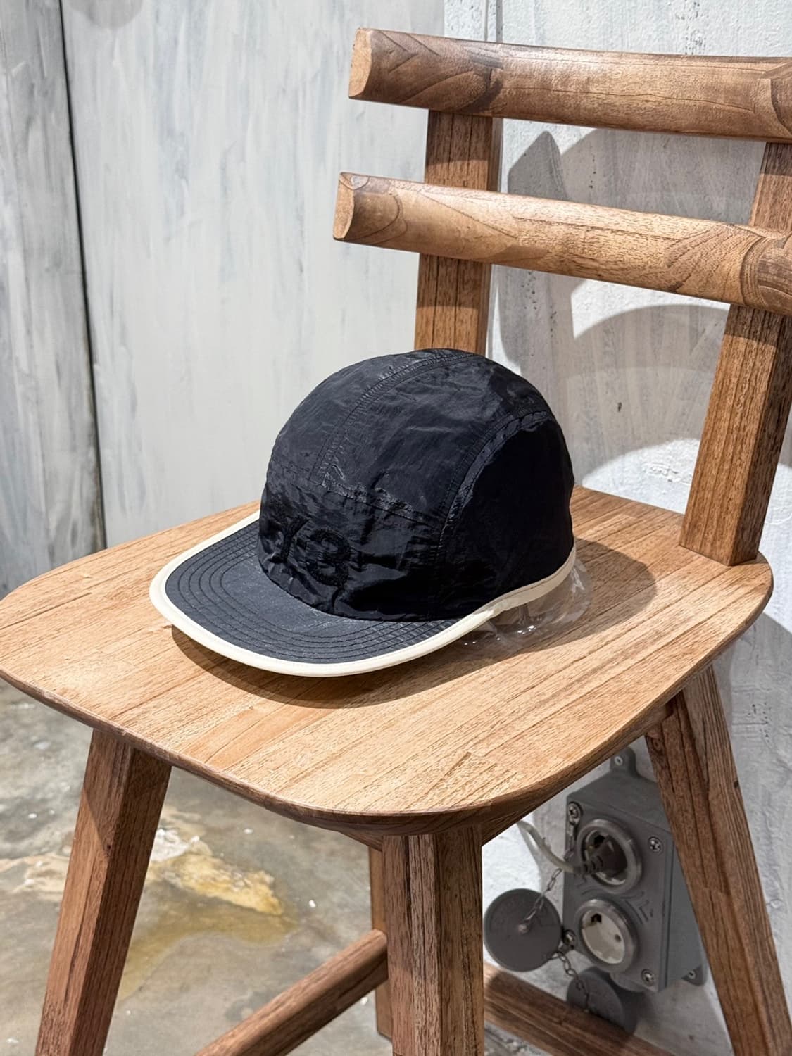 y-3 블랙 베이지 리버시블 캠프캡 상품이미지1