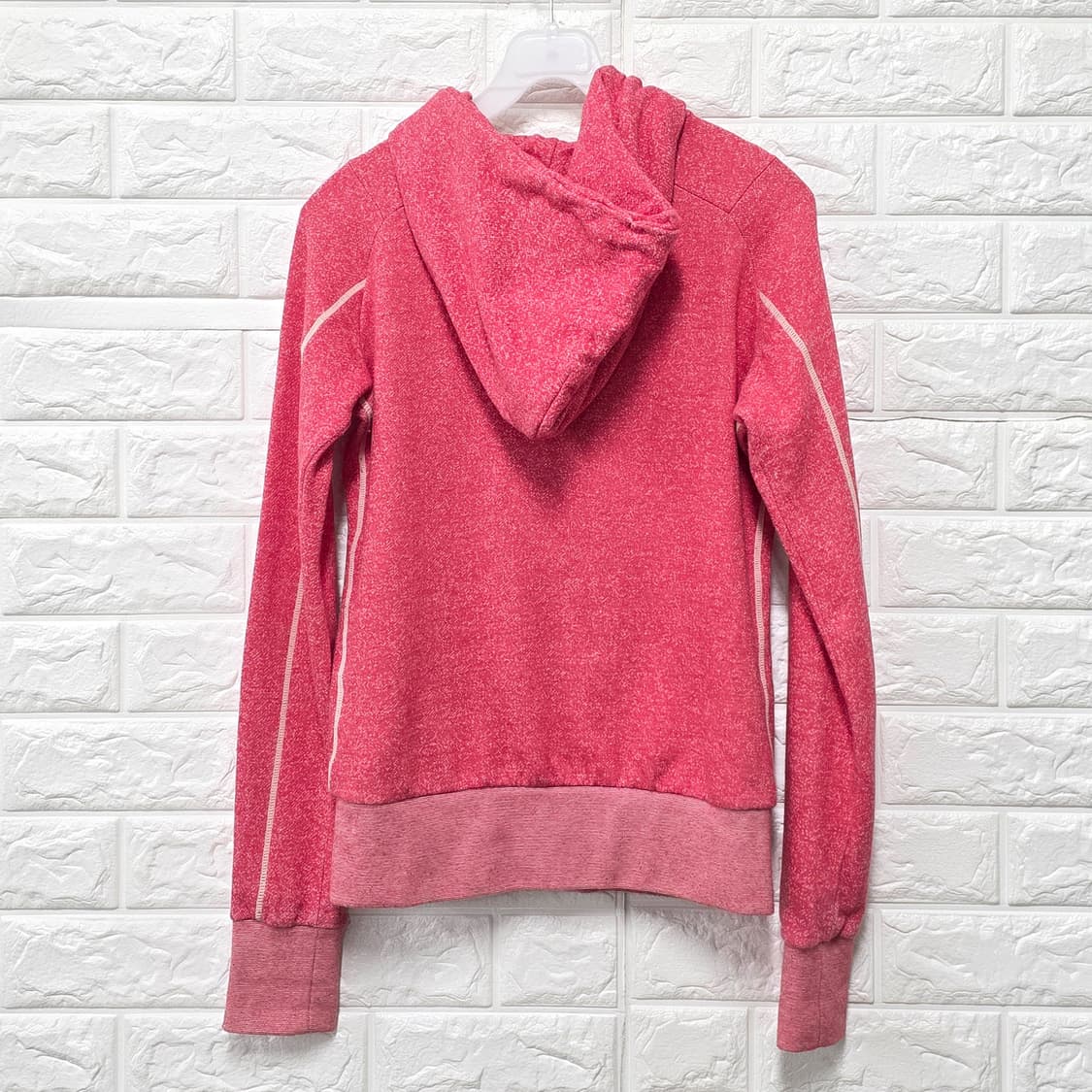 택포// 데상트 핑크 후드 집업 S  상품이미지4