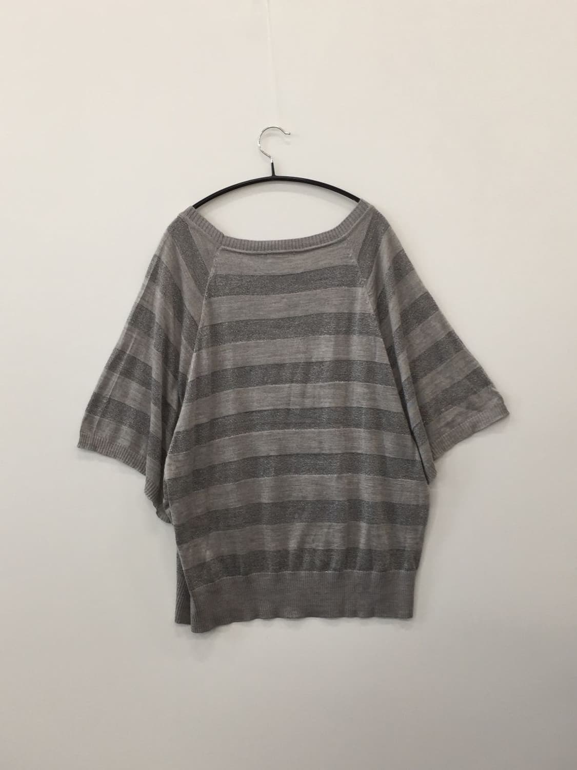 A.v.v Standard Gray Stripe Knit Top 상품이미지4