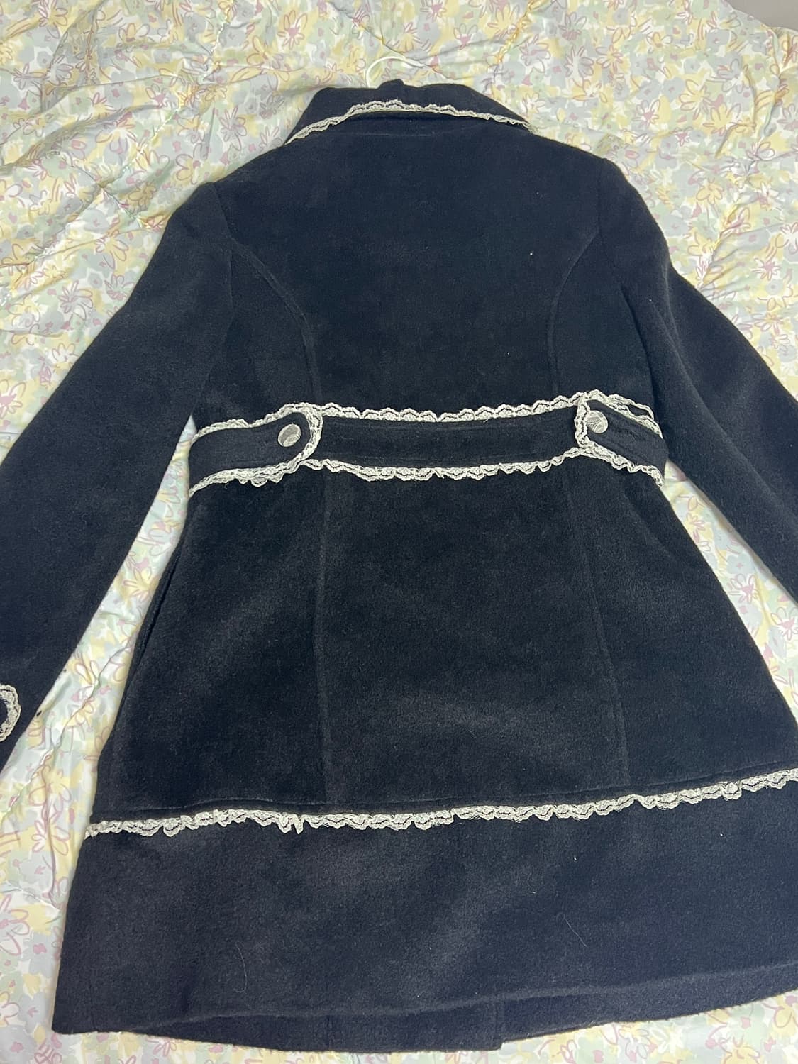 트라라라 블랙 갸루 코트 상품이미지2