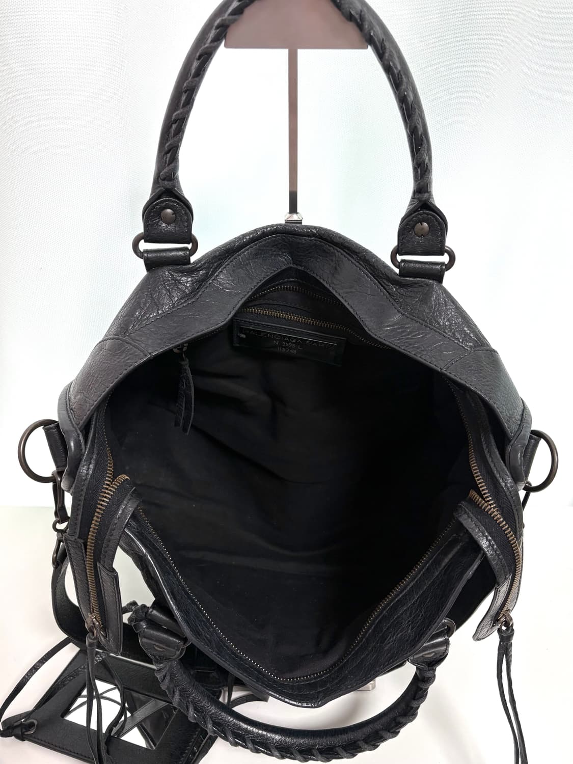 발렌시아가 시티 모터백 블랙 상품이미지7