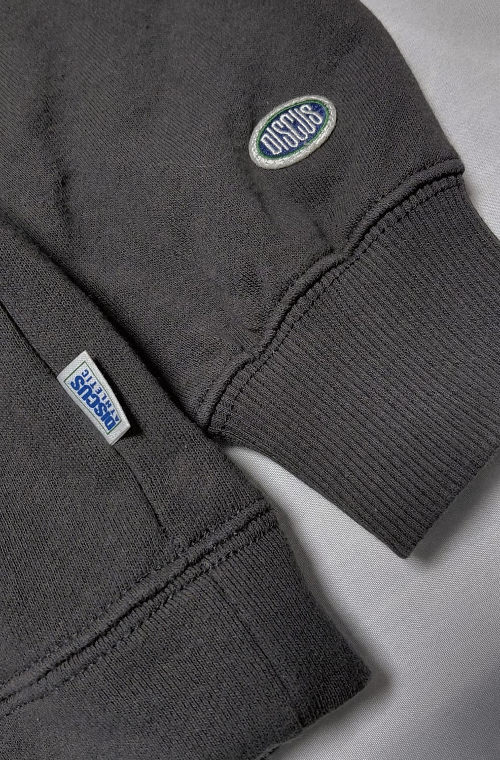 DISCUS ATHLETIC 디스커스 애슬레틱 맨투맨 회색 F(무료배송) 상품이미지4