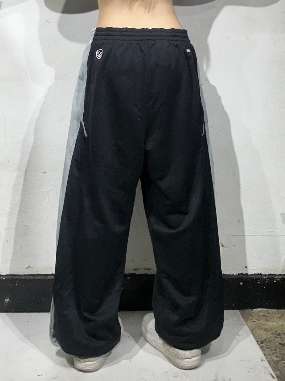 00s 나이키 블랙 그레이 사이드 라인 와이드 트레이닝 팬츠 XL 상품이미지3